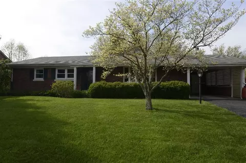 206 Sioux Trl, Georgetown, KY 40324 photo 2