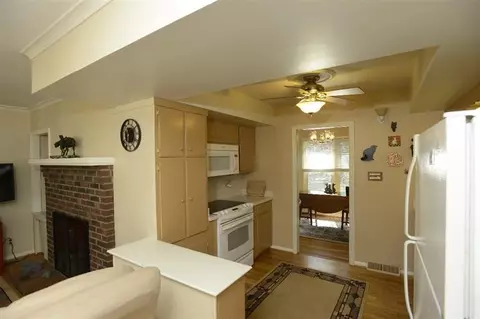206 Sioux Trl, Georgetown, KY 40324 photo 6