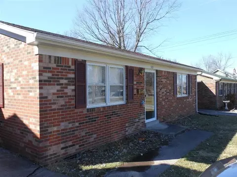 505 Chestnut St, Georgetown, KY 40324 photo 2