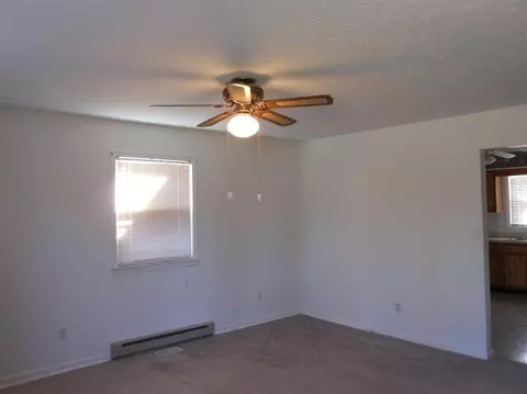 505 Chestnut St, Georgetown, KY 40324 photo 3