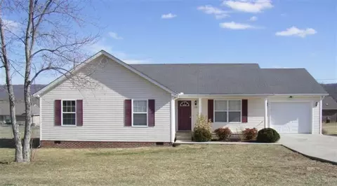 120 Kara Dr, Berea, KY 40403 photo 1