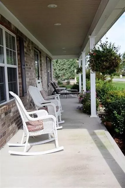 284 Keith Dr, Berea, KY 40403 photo 6