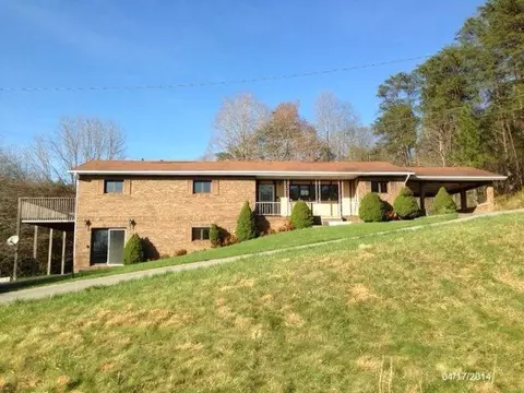 31 Elwood Ln, Flatgap, KY 41219 photo 1