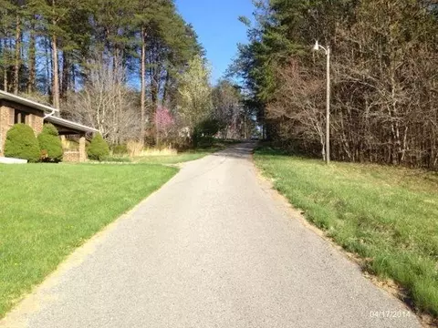 31 Elwood Ln, Flatgap, KY 41219 photo 2