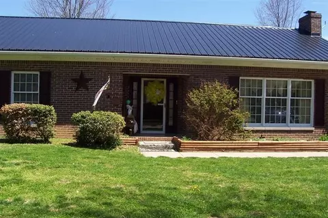 36 Oak, Lancaster, KY 40444 photo 2