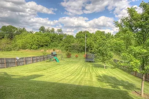 114 Legacy Dr, Berea, KY 40403 photo 32