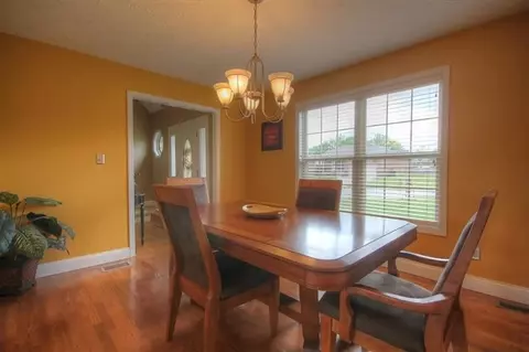 114 Legacy Dr, Berea, KY 40403 photo 6