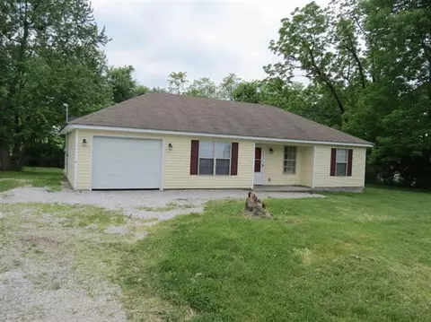 329 Centerville Ln, Georgetown, KY 40324 photo 2