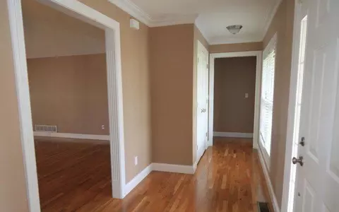 261 Cleo Ave, Lancaster, KY 40444 photo 4