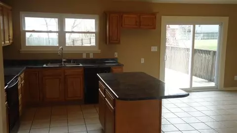 104 Devin Dr, Georgetown, KY 40324 photo 3