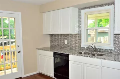 343 Second St, Midway, KY 40347 photo 1