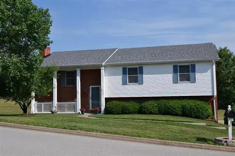 204 Bryon Ave, Berea, KY 40403 photo 1