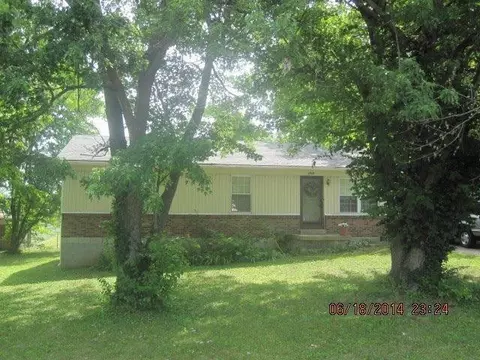 1908 Primrose Path, Paris, KY 40361 photo 2