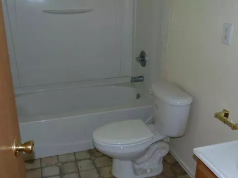 305 Young St, Georgetown, KY 40324 photo 14