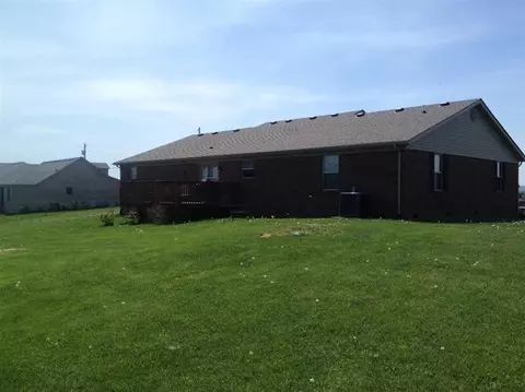 509 Mcrander, Berea, KY 40403 photo 3