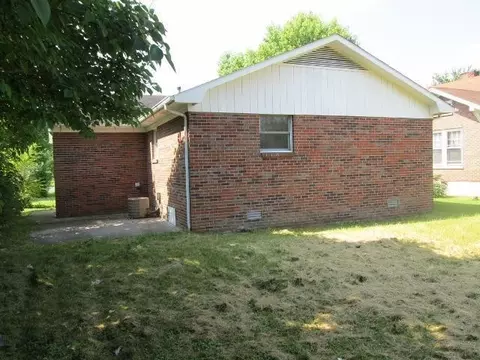 1106 Exeter Ave, Middlesboro, KY 40965 photo 10