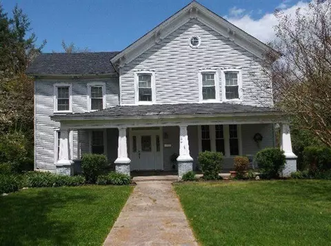 600 Chestnut St, Berea, KY 40403 photo 1