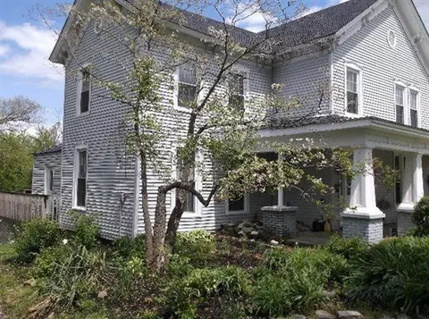600 Chestnut St, Berea, KY 40403 photo 3
