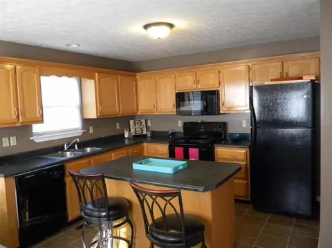 2098 J D Cir, Berea, KY 40403 photo 7