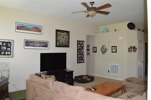142 Chamberlain Dr, Georgetown, KY 40324 photo 5
