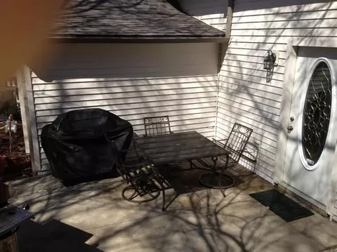 121 Cherry Rd, Berea, KY 40403 photo 7