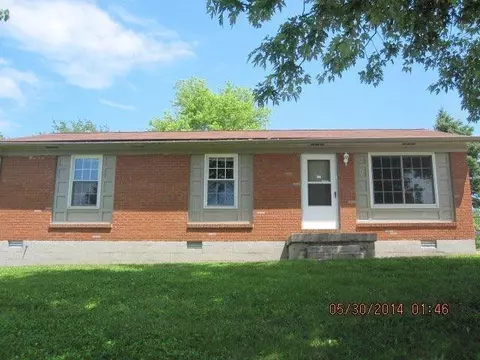 207 Static Rd, Paris, KY 40361 photo 1
