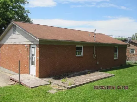 207 Static Rd, Paris, KY 40361 photo 5