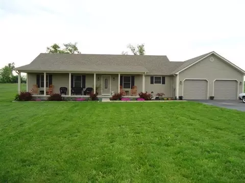 166 Bright Leaf Dr, Lancaster, KY 40444 photo 1