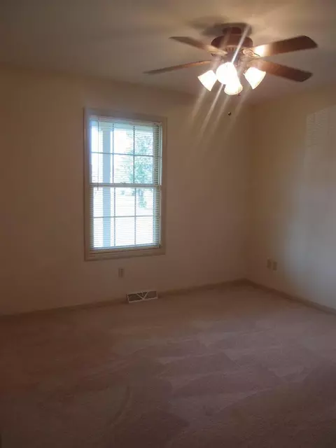 166 Bright Leaf Dr, Lancaster, KY 40444 photo 14