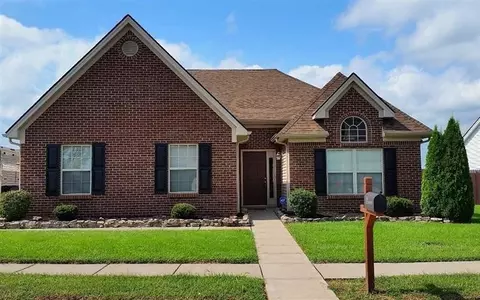 145 Chamberlain Dr, Georgetown, KY 40324 photo 1