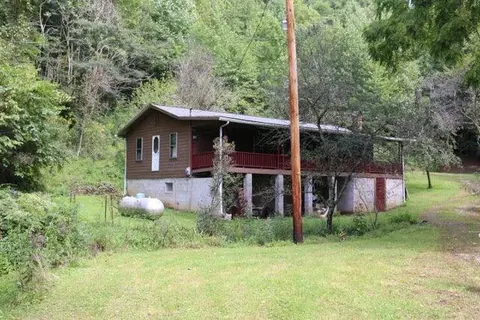 75 Stacy Br, Jackson, KY 41339 photo 2
