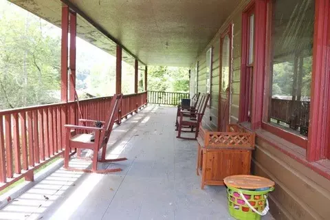 75 Stacy Br, Jackson, KY 41339 photo 3
