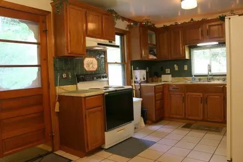 75 Stacy Br, Jackson, KY 41339 photo 12
