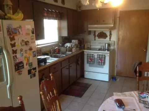 247 Static Rd, Paris, KY 40361 photo 2