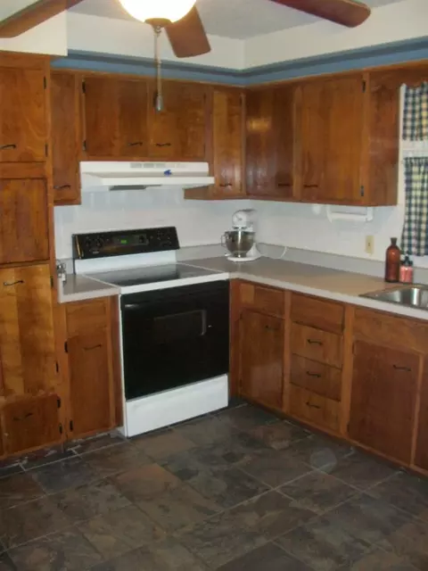 105 Crestview Dr, Berea, KY 40403 photo 8