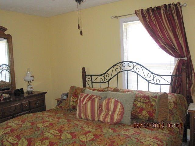 206 Static Rd, Paris, KY 40361 photo 11