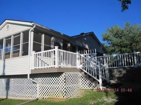 206 Static Rd, Paris, KY 40361 photo 3