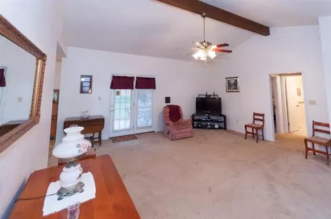413 Plumtree Dr, Berea, KY 40403 photo 9