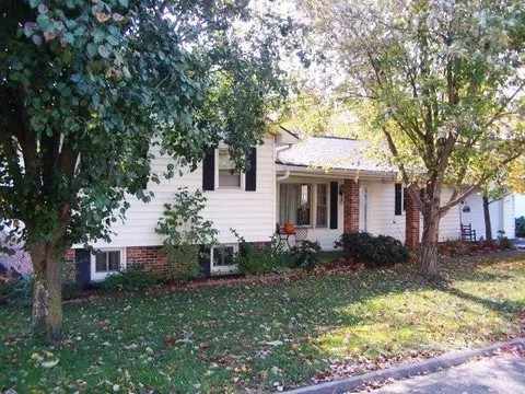155 E Haiti Rd, Berea, KY 40403 photo 1