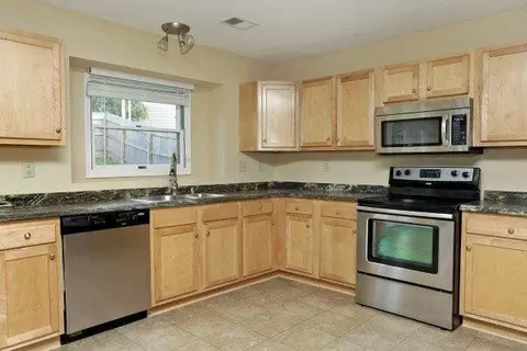 433 Whitfield Dr, Lexington, KY 40515 photo 9