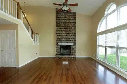 433 Whitfield Dr, Lexington, KY 40515 photo 2
