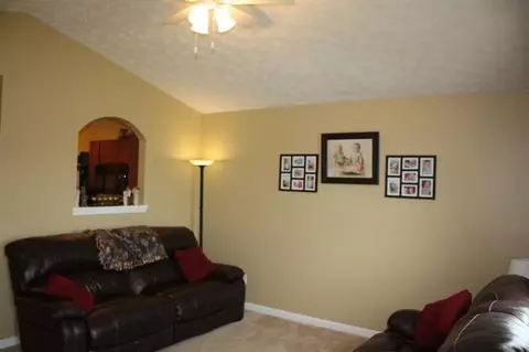 150 Seth Way, Georgetown, KY 40324 photo 2