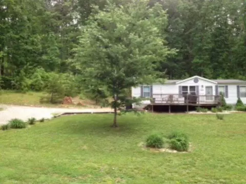 128 Jonance, Berea, KY 40403 photo 3