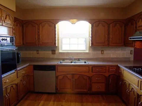 306 Brookgreen Dr, Berea, KY 40403 photo 11