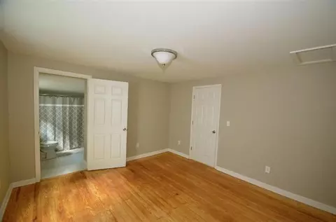 218 E Stephens, Midway, KY 40347 photo 15