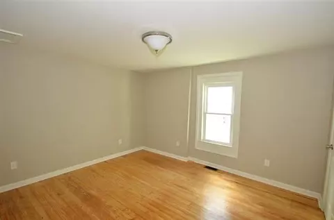 218 E Stephens, Midway, KY 40347 photo 16
