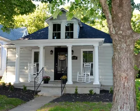 218 E Stephens, Midway, KY 40347 photo 1