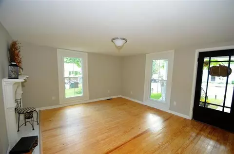 218 E Stephens, Midway, KY 40347 photo 11