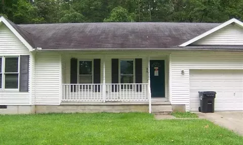 210 Walnut Ln, Stanton, KY 40380 photo 2