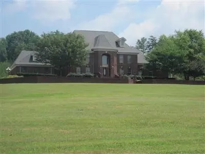 236 Leslie Ln, Corbin, KY 40701 photo 1